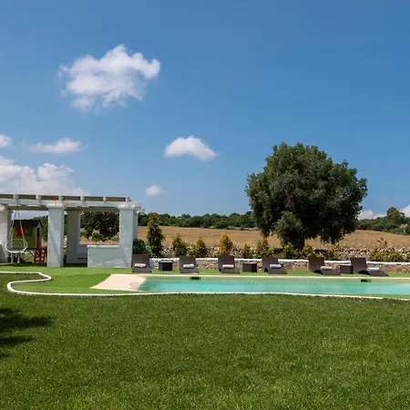 Villa White Stone House 6&1, Emma